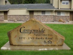 Canyonside Apartments sign